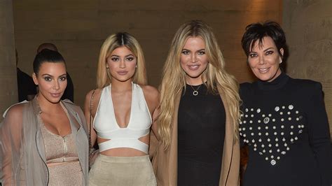 How Kris Jenner Reacted To Khloé Kardashian S Pregnancy Glamour