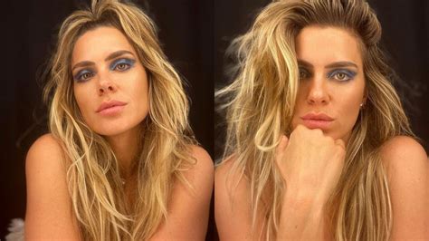 Carolina Dieckmann Coleciona Elogios Ao Postar Selfies Fazendo Caras E Bocas