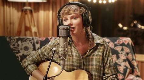 Taylor Swifts ‘folklore The Long Pond Studio Sessions Is Just A Bit
