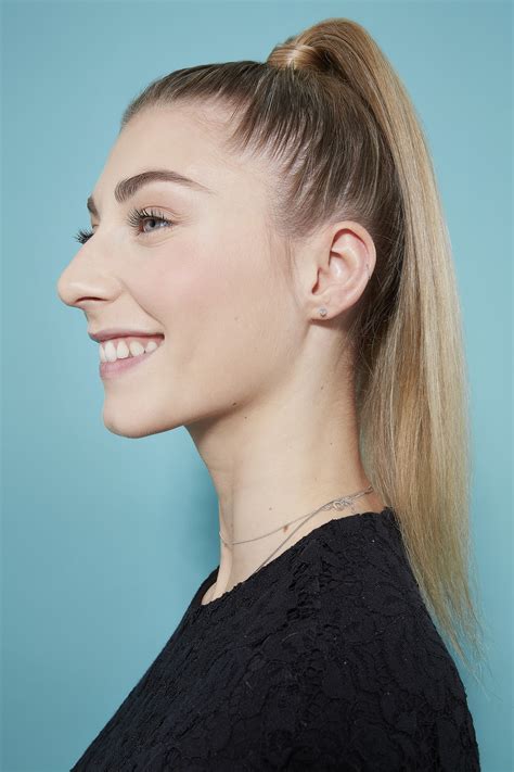 Ponytail hairstyles aren't simply for lounging around at home in your pajamas or quick trips to the store anymore. 42 Cute And Easy Hairstyles For School You Can Actually Do ...