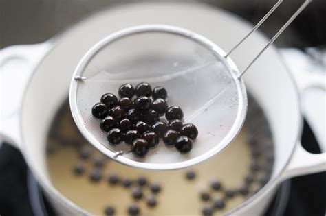 How To Cook Tapioca Pearls For Boba And Bubble Tea Hungry Huy Recipe