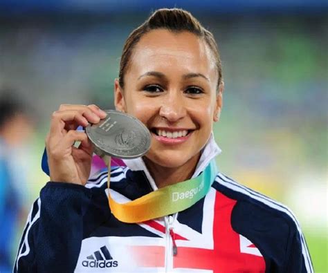 View Jessica Ennis Hill S Bra Size And Other Body Measurements Bra