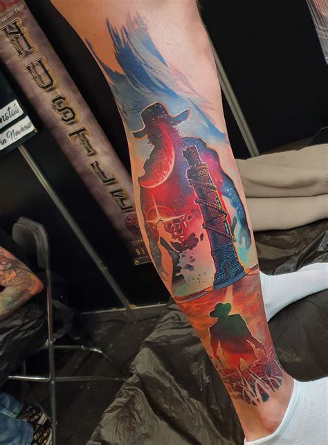 Dark Tower Tattoo In 2020 Stephen King Tattoos Tattoos King Tattoos