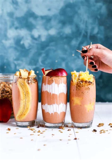 To gain weight healthfully through smoothies, make sure they contain ingredients that are nutrient dense to make sure you're upping your calories, have smoothies in addition to foods you already eat. 8 High-Calorie Smoothies That Help You Gain Weight ...