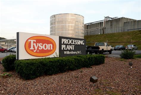 Tyson Plant That Had Major Covid 19 Outbreak Works With Clinic To Get