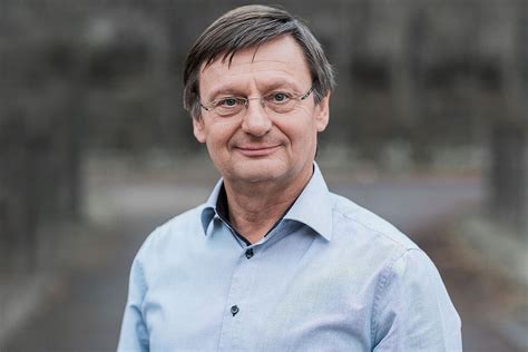 Prof. Dr. Alfred Flint - Institut für Chemie - Universität Rostock