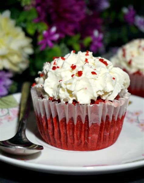Moist Red Velvet Cupcakes Recipe With Vanilla Buttercream My Gorgeous Recipes