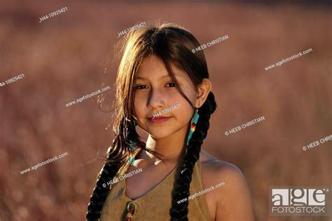 Indian Girl Ina King Crow Creek Sioux Tribe South Dakota Usa