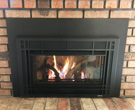 Enjoy the comfort of a fire at home without the hassle. Home Projects - Quadra-Fire Natural Gas Fireplace Insert ...