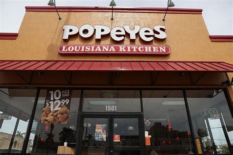 Popeyes Restaurant Shut Down After Video Of Rat Infested Kitchen Surfaces
