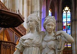 Königin Luise und Prinzessin Friederike | by infactoweb | Statue, Face ...