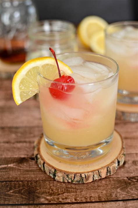 A Classic Whiskey Sour Cocktail Simply Darr Ling Sour Cocktail