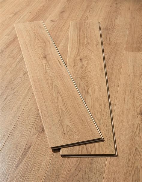 Loft Natural Oak Laminate Flooring Direct Wood Flooring