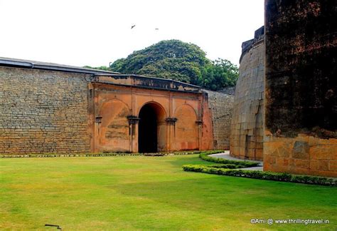 A Unesco Heritage Walk Along The Bangalore Fort Thrilling Travel