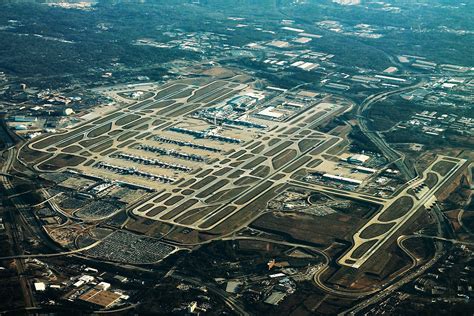 This huge and also hectic airport has 2 terminals (residential and international), with seven routs (a, b, c, d, e, f and also t). Hartsfield-Jackson Atlanta International Airport - Simple ...