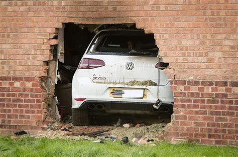 Video And Pix Car Crashes Into A House In York Yorkmix