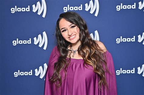 Jazz Jennings Says It S Been Challenging To Date As A Trans Woman