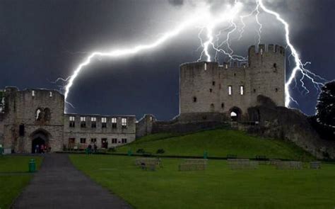 Dudley Castle Struck By Lightningnot It Photoshopped Lightning Storms
