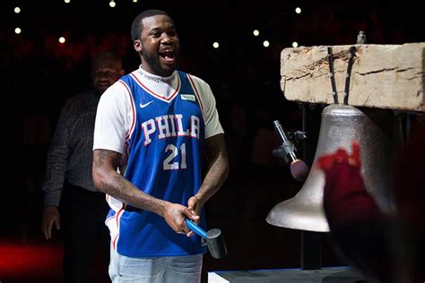 Meek Mill Rings Opening Bell 76ers Game After Prison Release Phillyvoice