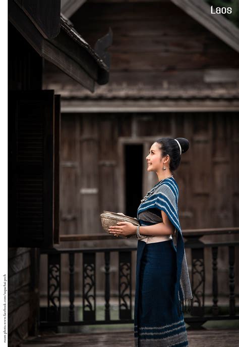 laos-ລາວ-laos-traditional-dress-in-2021