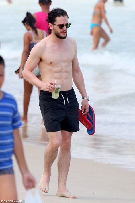 Jon Snow In Brazil Kit Harington Shirtless Game Of Throne Actors