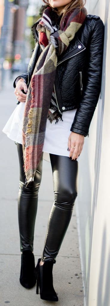 21 june at 13:43 ·. How To Wear A Scarf With A Jacket 2020 | FashionTasty.com