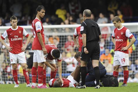Pemulihan selepas pecah ligamen buku lali. Abou Diaby, Enjin Idaman Arsenal Yang Pecah - KLASIKKO
