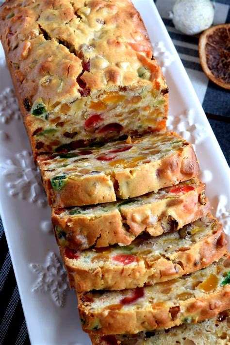 This christmas loaf cake is very easy to make. Christmas Apricot and Walnut Fruitcake - Lord Byron's Kitchen