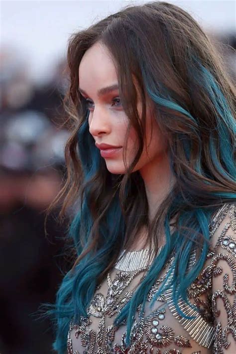 Top 25 Blue Hair Streaks Ideas For Girls Sheideas