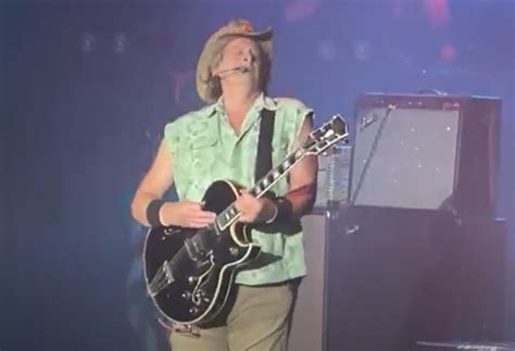 Watch Ted Nugent Kicks Off Summer 2022 Detroit Muscle Tour In