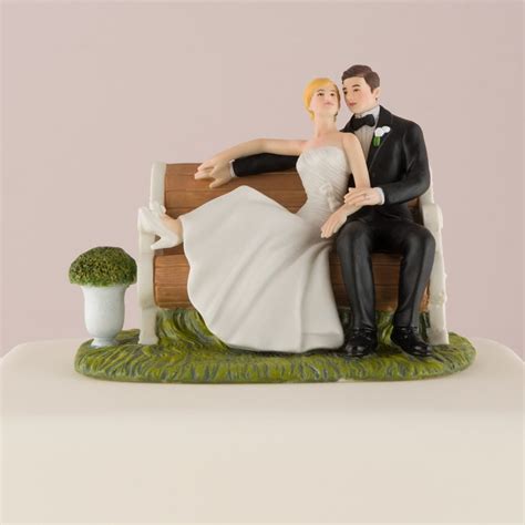 Weddingstar Sitting Pretty On A Park Bench Bride And Groom Wedding Cake