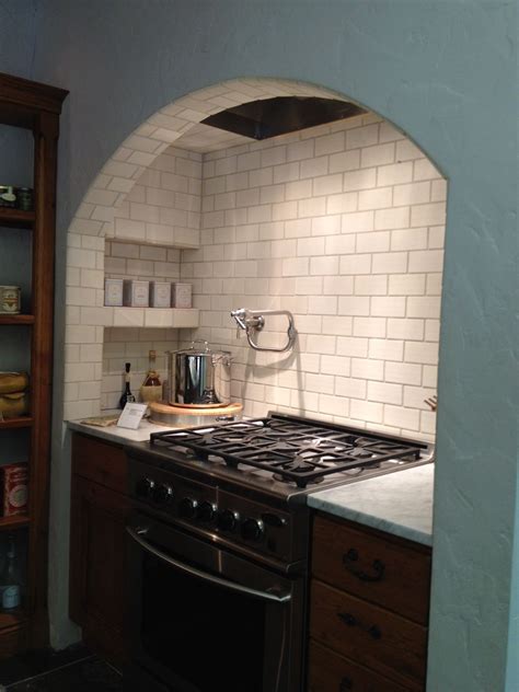 Love The Arch Over The Stove Covering The Fan Kitchen Fireplace