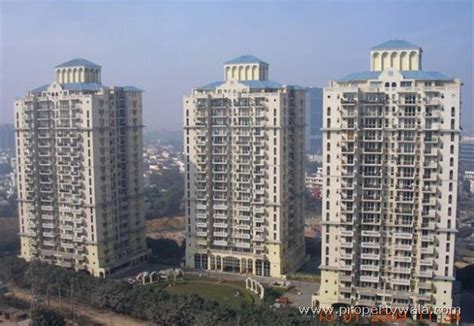 The center court brings #top apartments in gurgaon.buy #best apartment in gurgaon, for an active lifestyle for you and your family.call 8287100100 now! DLF Belvedere Towers - Belvedere Tower, Gurgaon ...