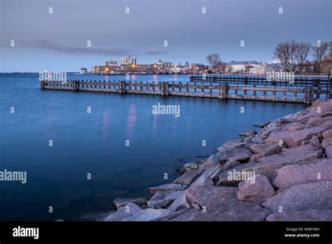Kingston Waterfront Hi Res Stock Photography And Images Alamy