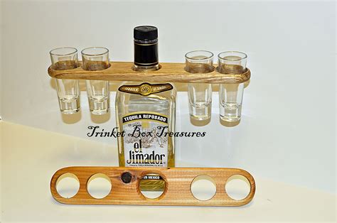 Suits for 3 wine glasses and 12 shot glasses (or even more!). Woodworking Plans & Projects | Diy utensils, Shot glass ...