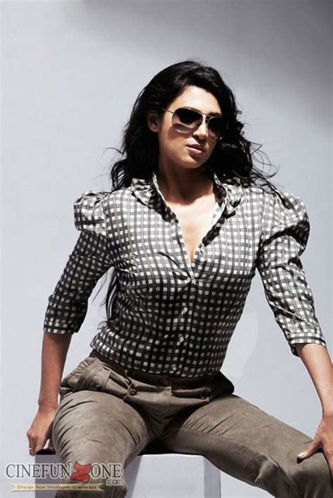 Raja Actress Kasthuri Hot Photoshoot Stills Exclusive