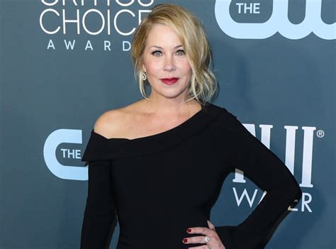Christina Applegate Reveals Multiple Sclerosis Diagnosis News And Gossip