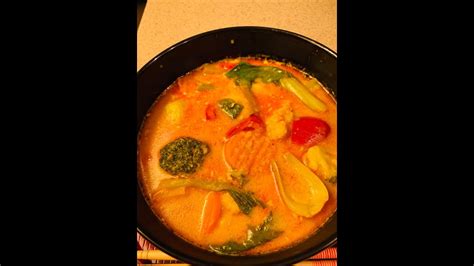 This is a list of singaporean dishes. Singapore Laksa Curry | Vegetable Noodle Soup | Laksa - YouTube