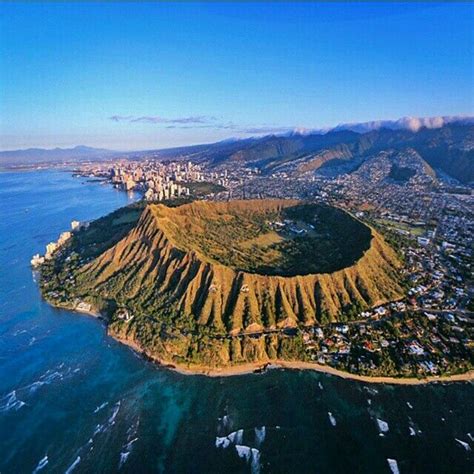 Diamond Head Crater Honolulu Hawaii Oahu Hawaii Natural Landmarks