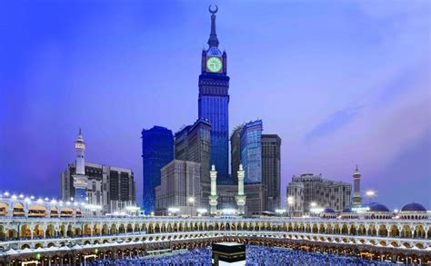 Located in mecca, fairmont makkah clock royal tower is connected to a shopping centre. Makkah Royal Clock Tower Hotel, the Abraj Al Bait Towers | amazing.zone