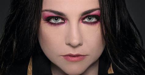 How Evanescences Amy Lee Inspired A Young Lzzy Hale And Kerrang