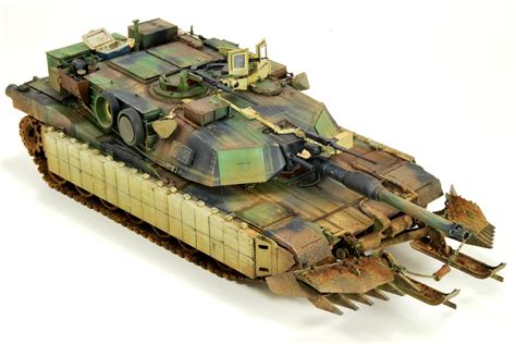 M1A1 Abrams 1 35 Scale Model Model Tanks Military Modelling Model