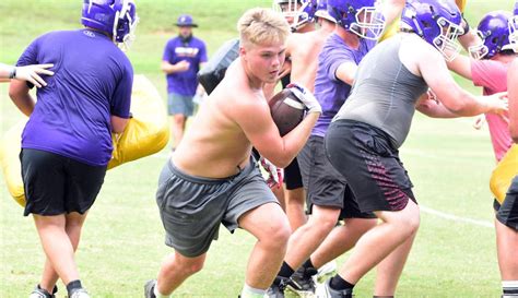 Prep Football Fairview Looks To Build On Success In Return To 5a