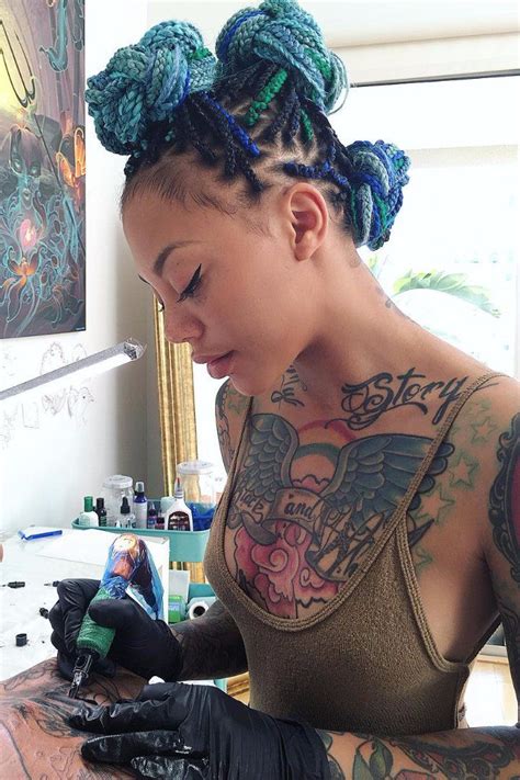 30 Badass Female Tattoo Artists To Follow On Instagram Asap Female Tattoo Artists Female