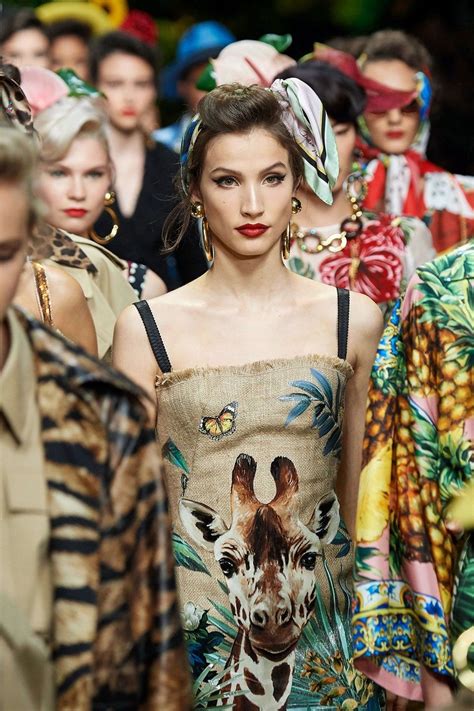Dolce Gabbana Spring Ready To Wear Collection Runway Looks