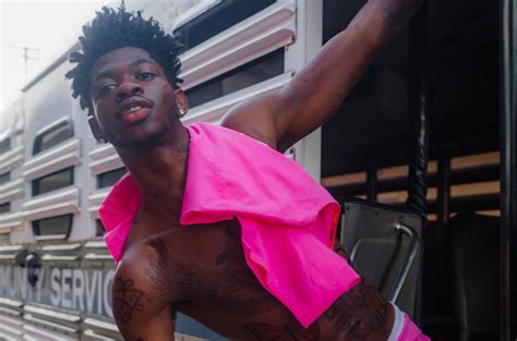 Lil Nas Announces His Pregnancy In New Photos Billboard