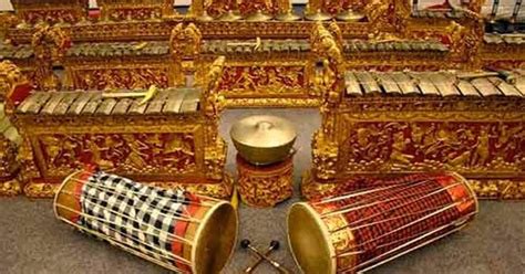 Ana becing ialah jenis alat musik yang mirip dengan pendayung dan terbuat dari dua batang logam berasal dari sulawesi utara. 5 Alat Musik Tradisional Bali, Nama, Gambar, dan ...