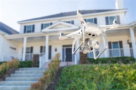 4 Reasons Every Homeowner Should Use A Drone When Selling