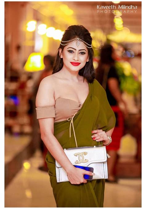 Piumi Hansamali Saree Beauty Girl Indian Beauty Saree Green Saree