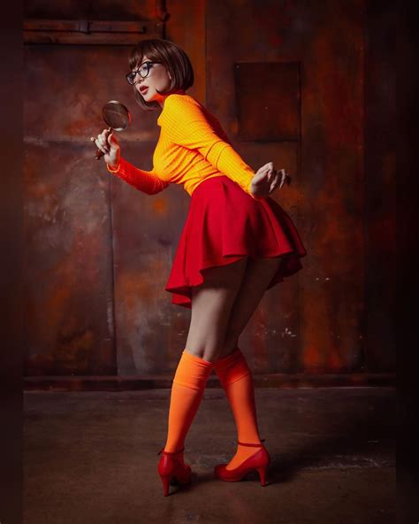 Velma Scoobydoo Cosplay By Ashlynne Dae Dreampirates